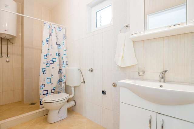 Отели типа «постель и завтрак» Village Holiday Apartments Kralj Будва-34